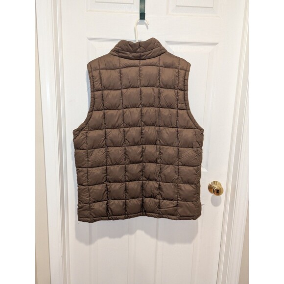 Unisex Size XL Reebok Green/Brown with Black Zipper Puffer Vest 100% Nylon Outer - Picture 2 of 7